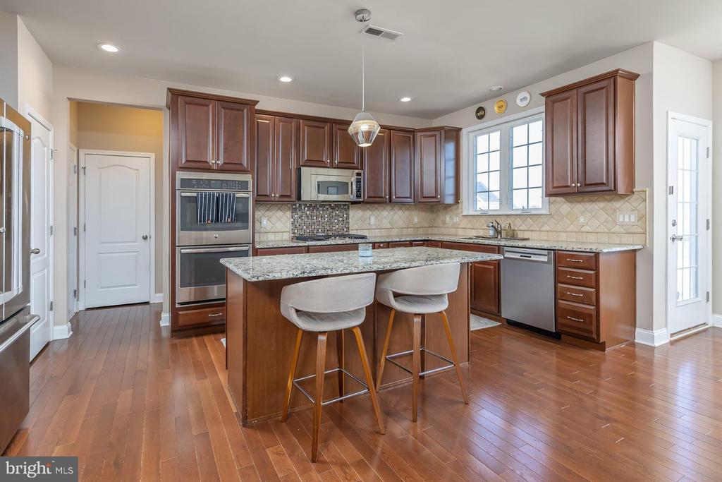 205 WINTERWOOD LANE