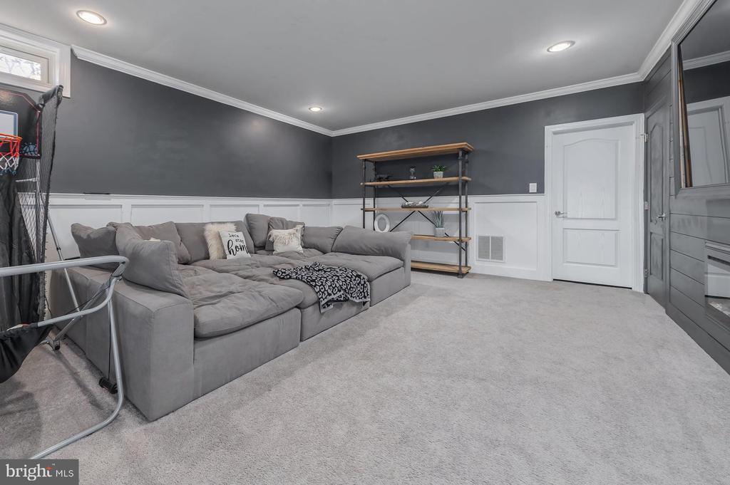 204 BRODIE COURT