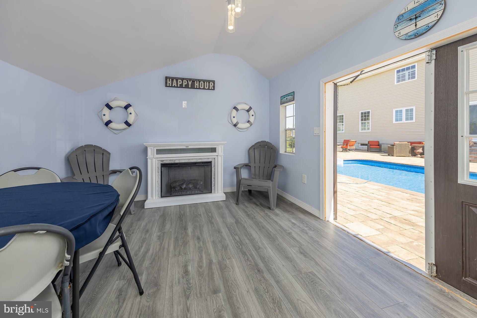 207 MARIA ELENA DRIVE