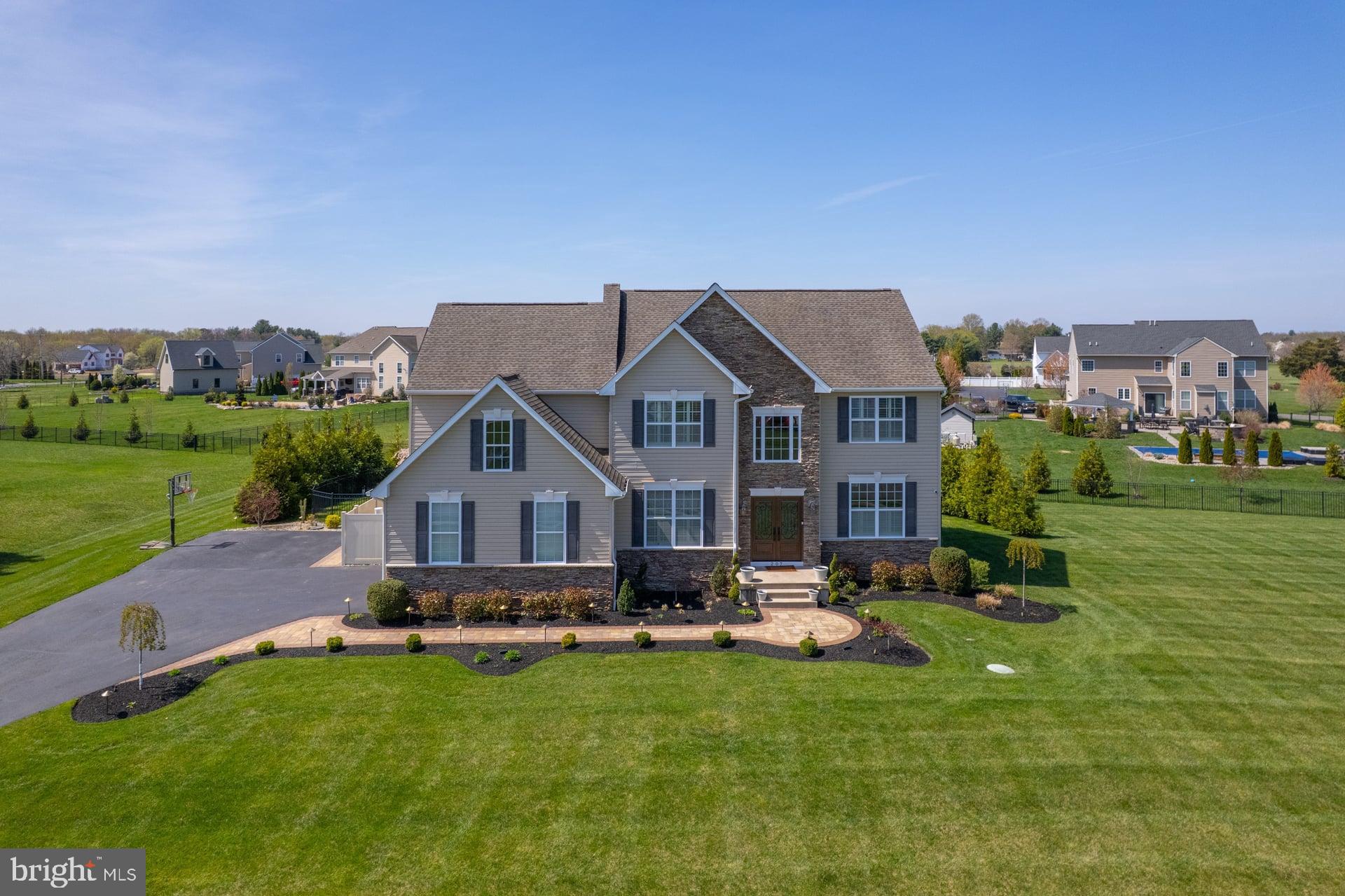 207 MARIA ELENA DRIVE