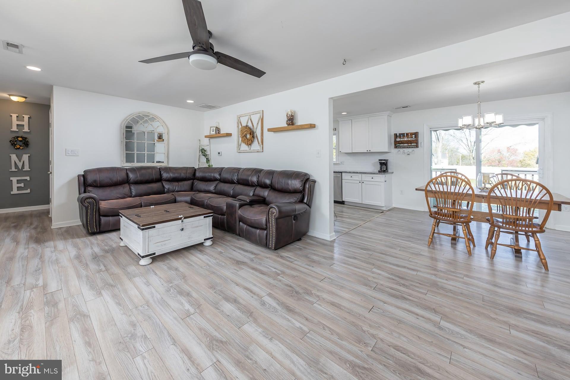 427 BIRCH DRIVE