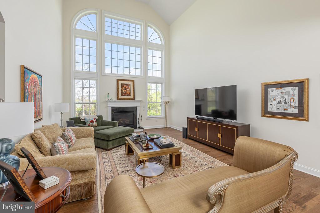 211 SHIVERS RUN COURT