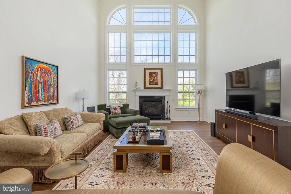 211 SHIVERS RUN COURT