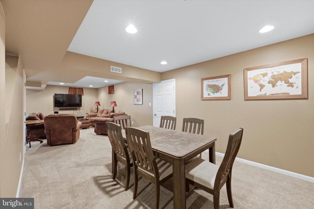 208 SHIVERS RUN COURT
