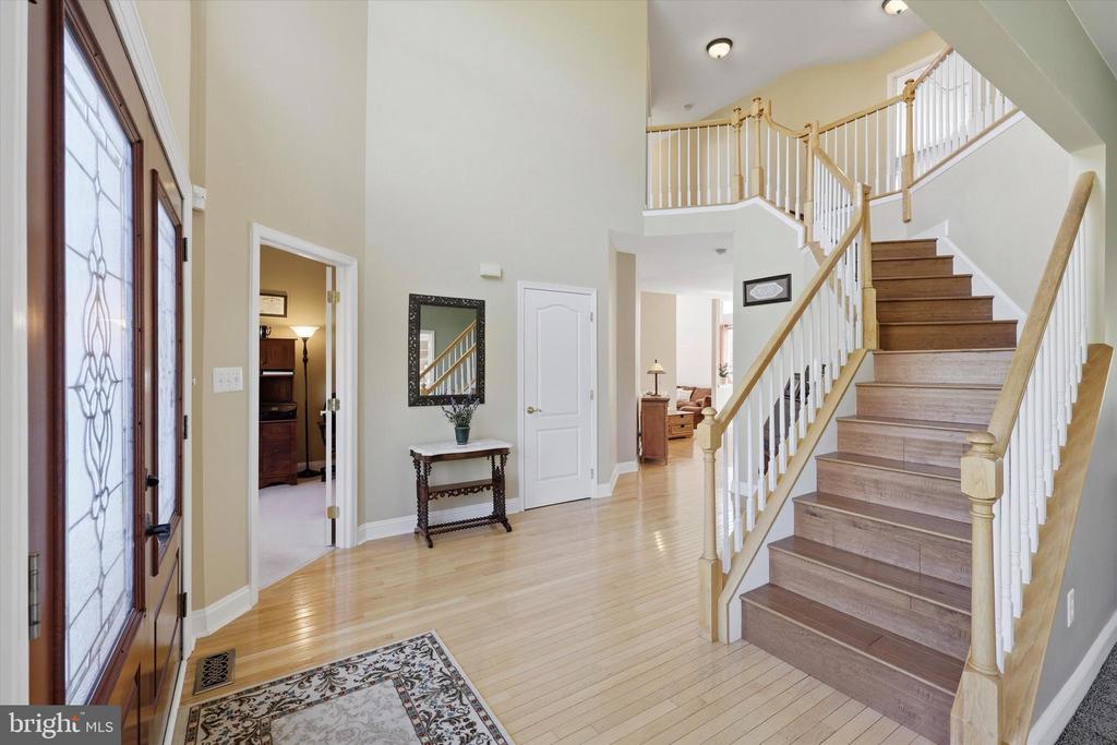 208 SHIVERS RUN COURT