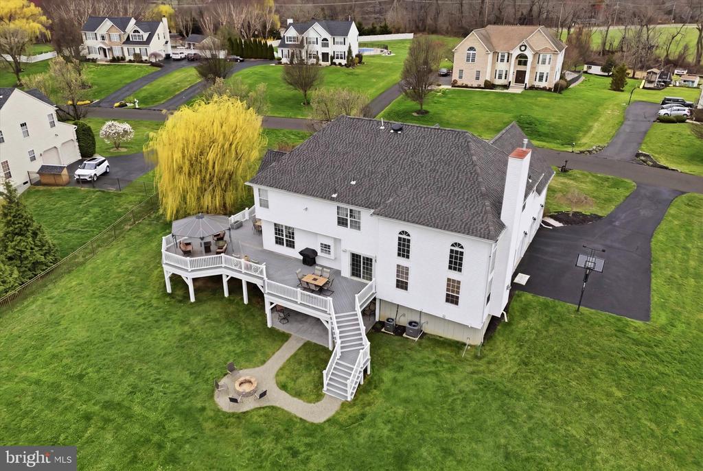 208 SHIVERS RUN COURT