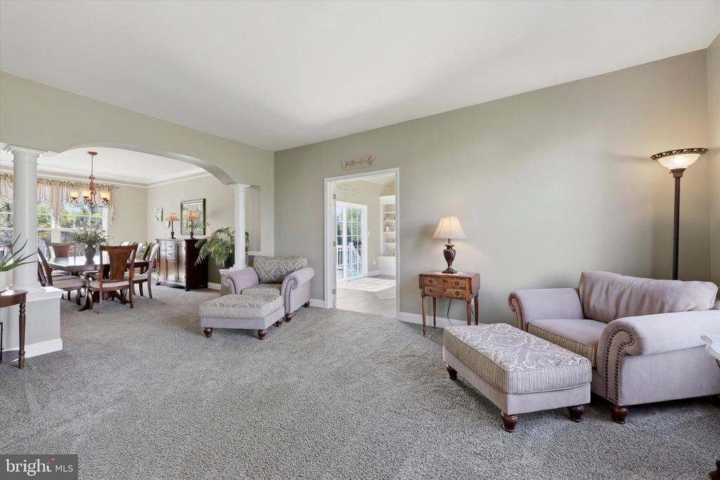 208 SHIVERS RUN COURT