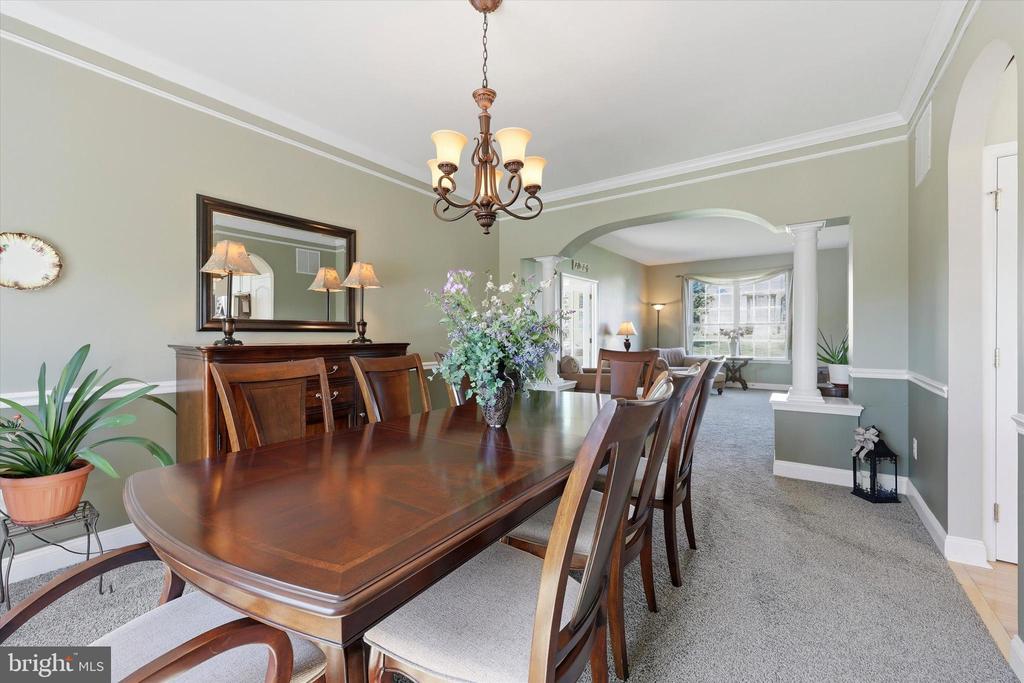 208 SHIVERS RUN COURT
