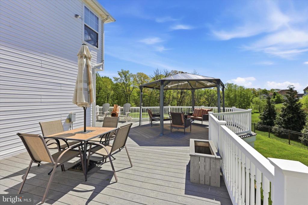208 SHIVERS RUN COURT