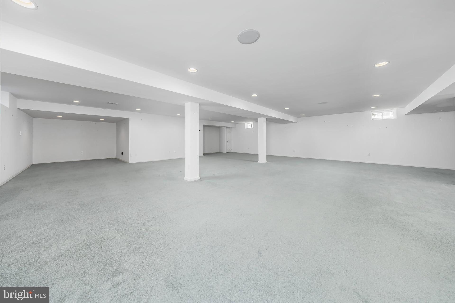2 QUINTON COURT