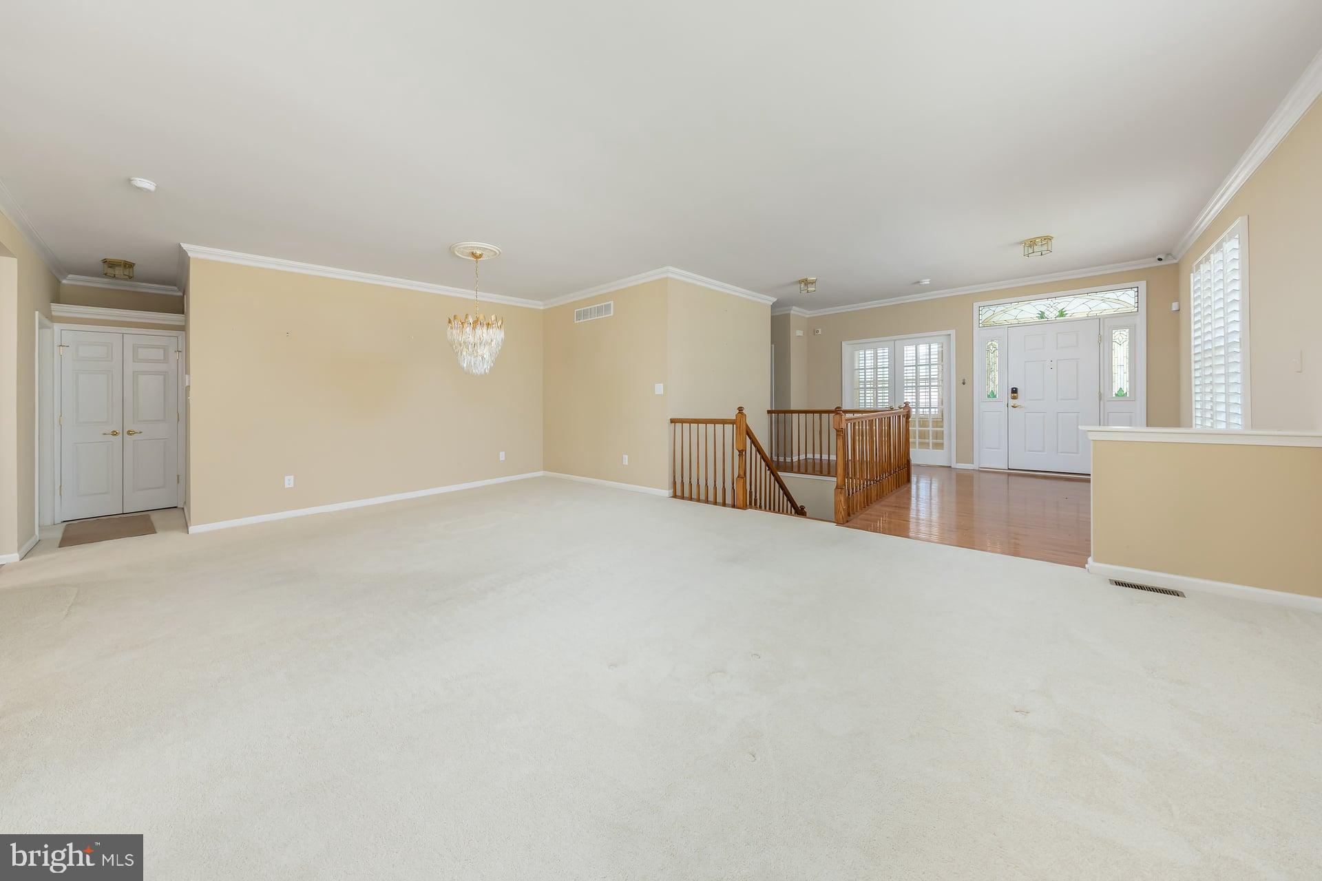 2 QUINTON COURT