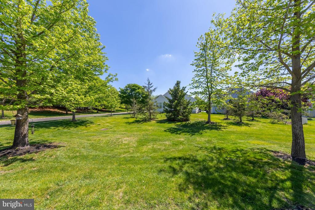 2 QUINTON COURT