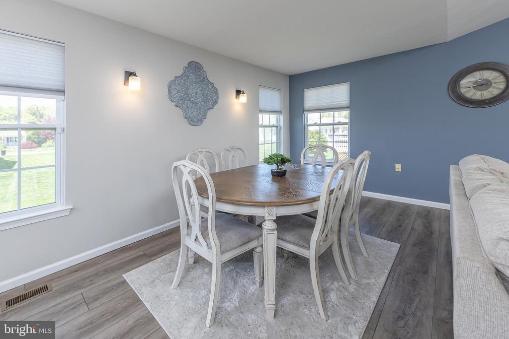 417 WOODRUFF TRAIL