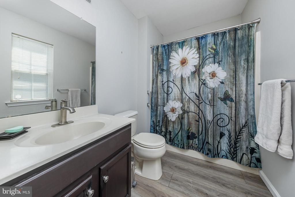 417 WOODRUFF TRAIL