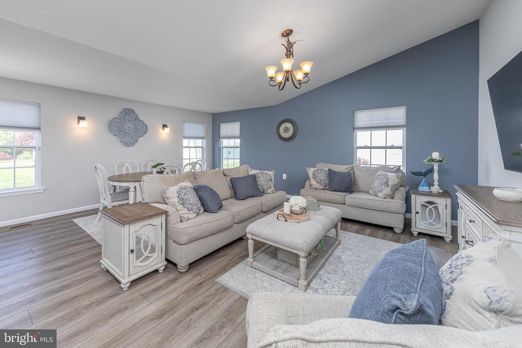 417 WOODRUFF TRAIL