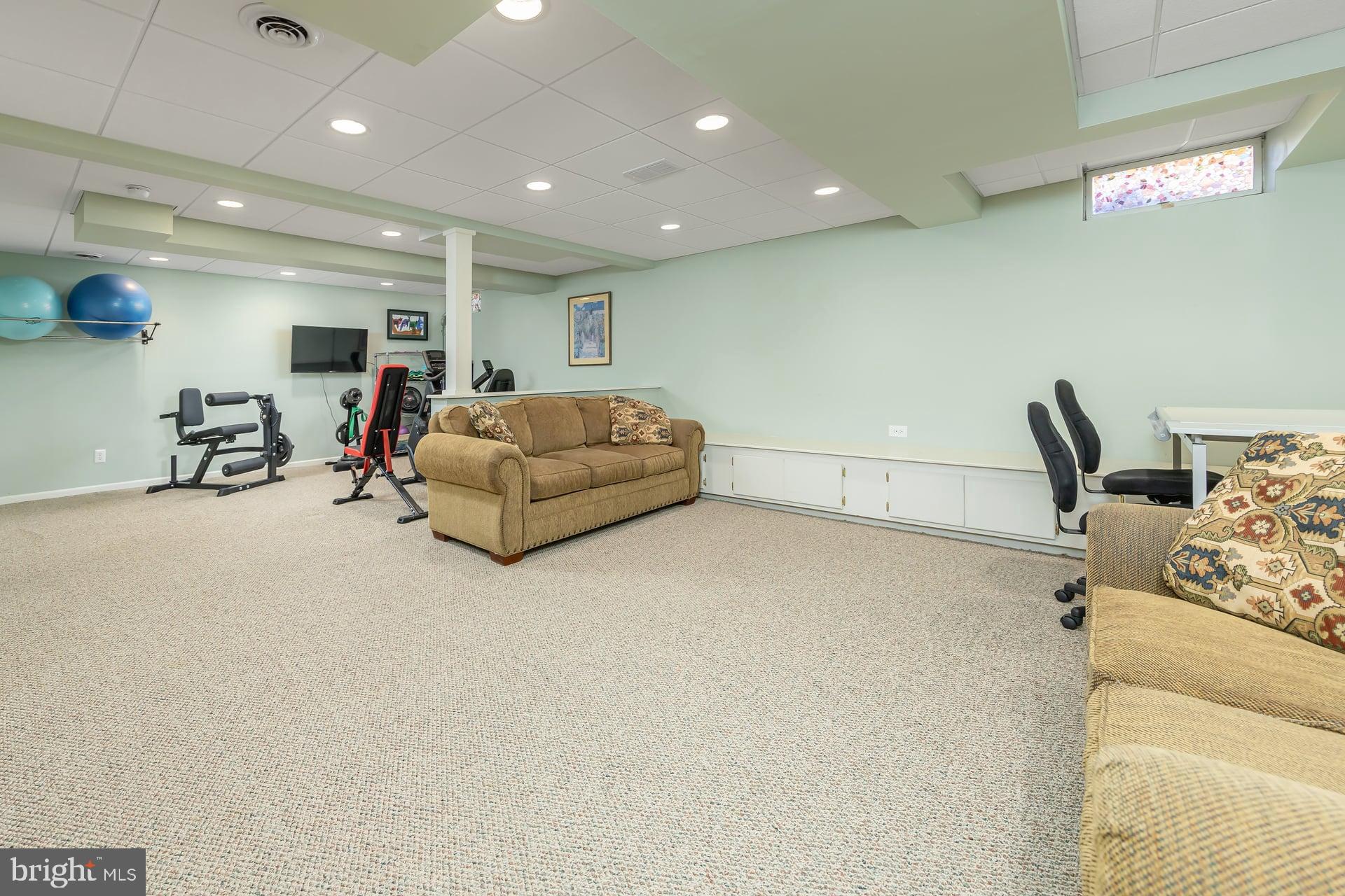 814 CANVASBACK DRIVE