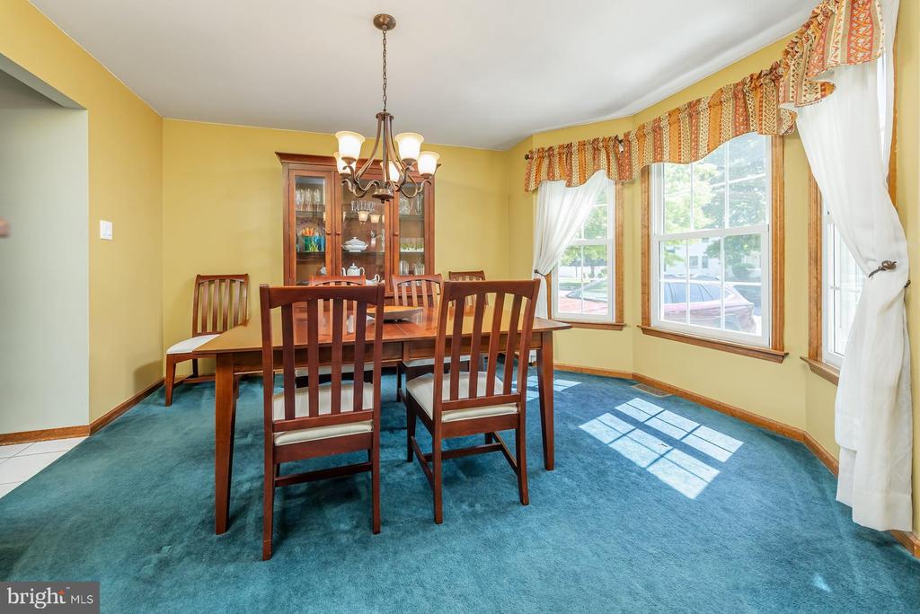 814 CANVASBACK DRIVE