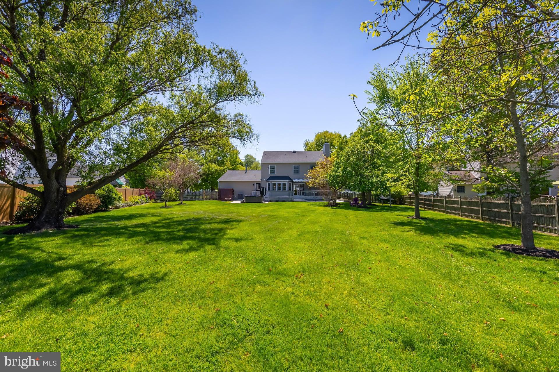 814 CANVASBACK DRIVE