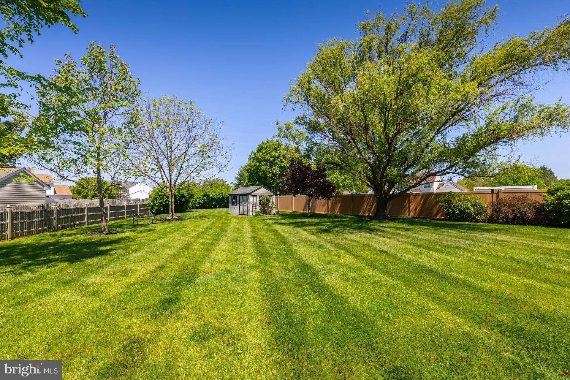 814 CANVASBACK DRIVE