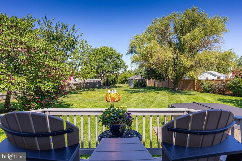 814 CANVASBACK DRIVE