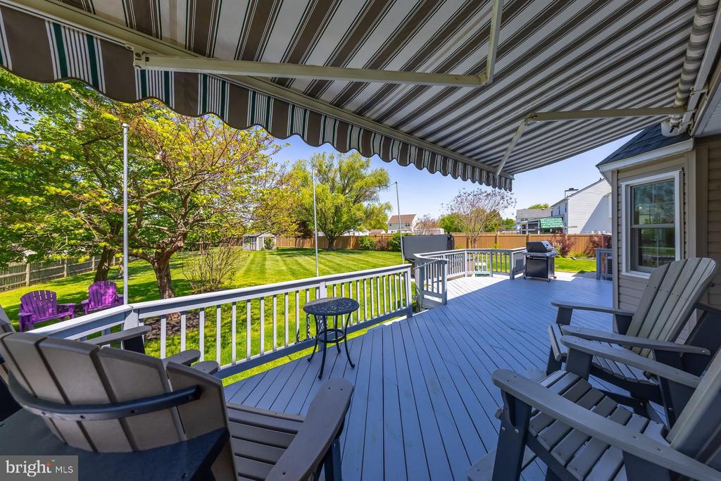 814 CANVASBACK DRIVE