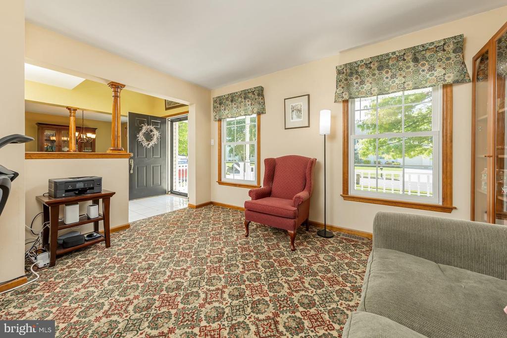 814 CANVASBACK DRIVE