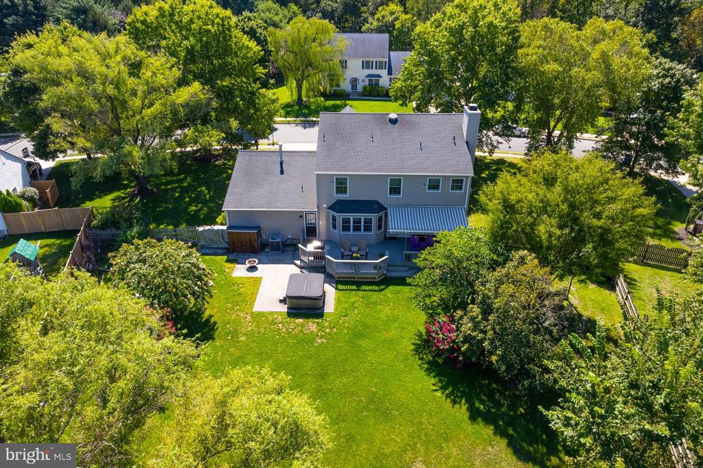 814 CANVASBACK DRIVE