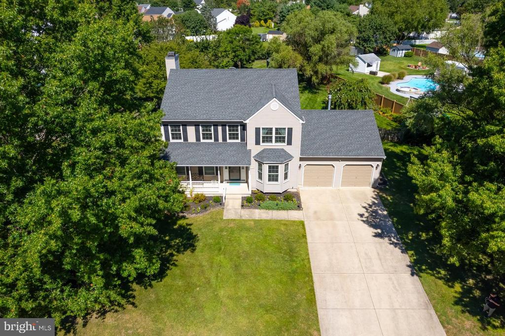 814 CANVASBACK DRIVE