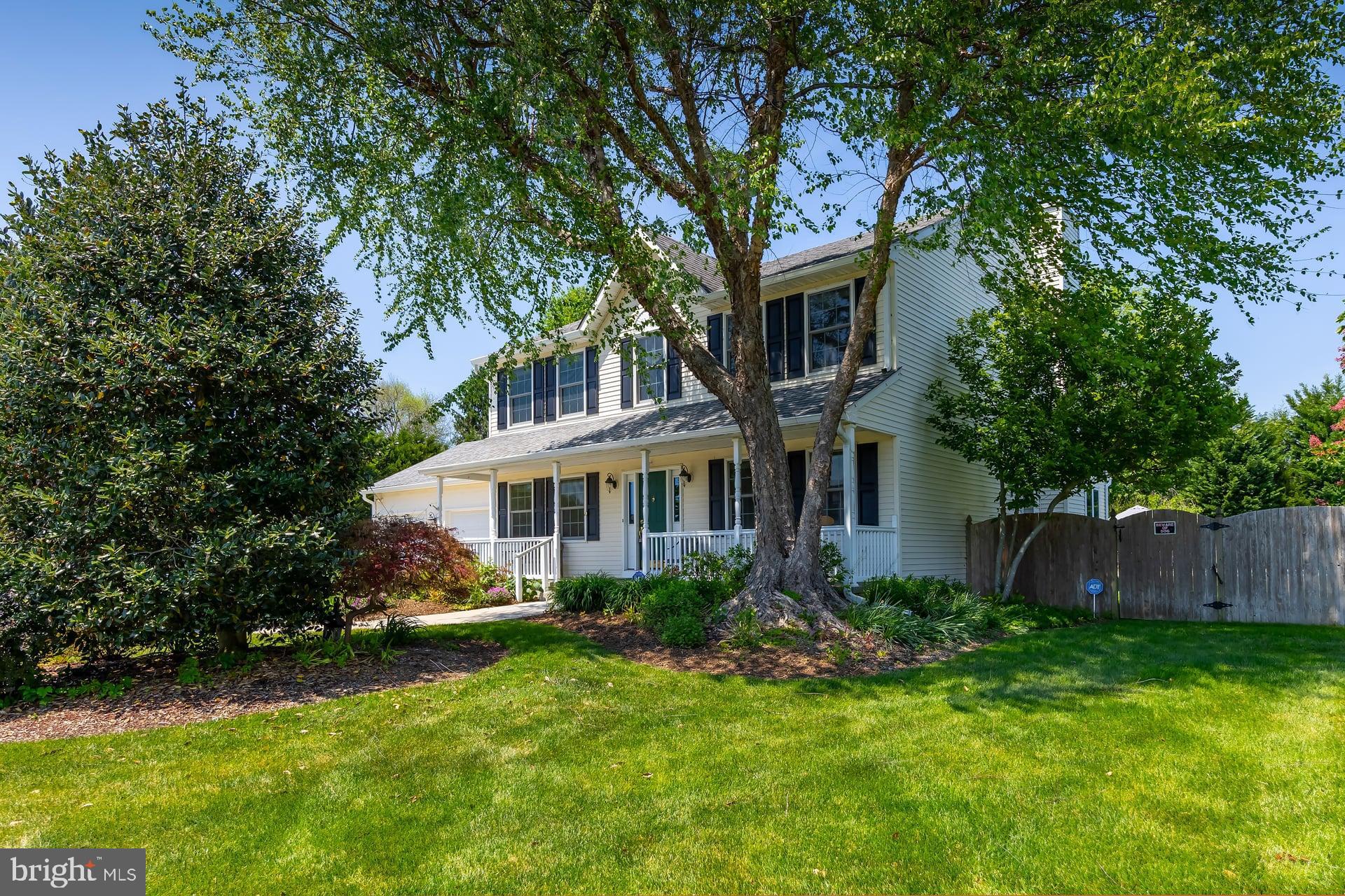 415 LABRADOR TRAIL