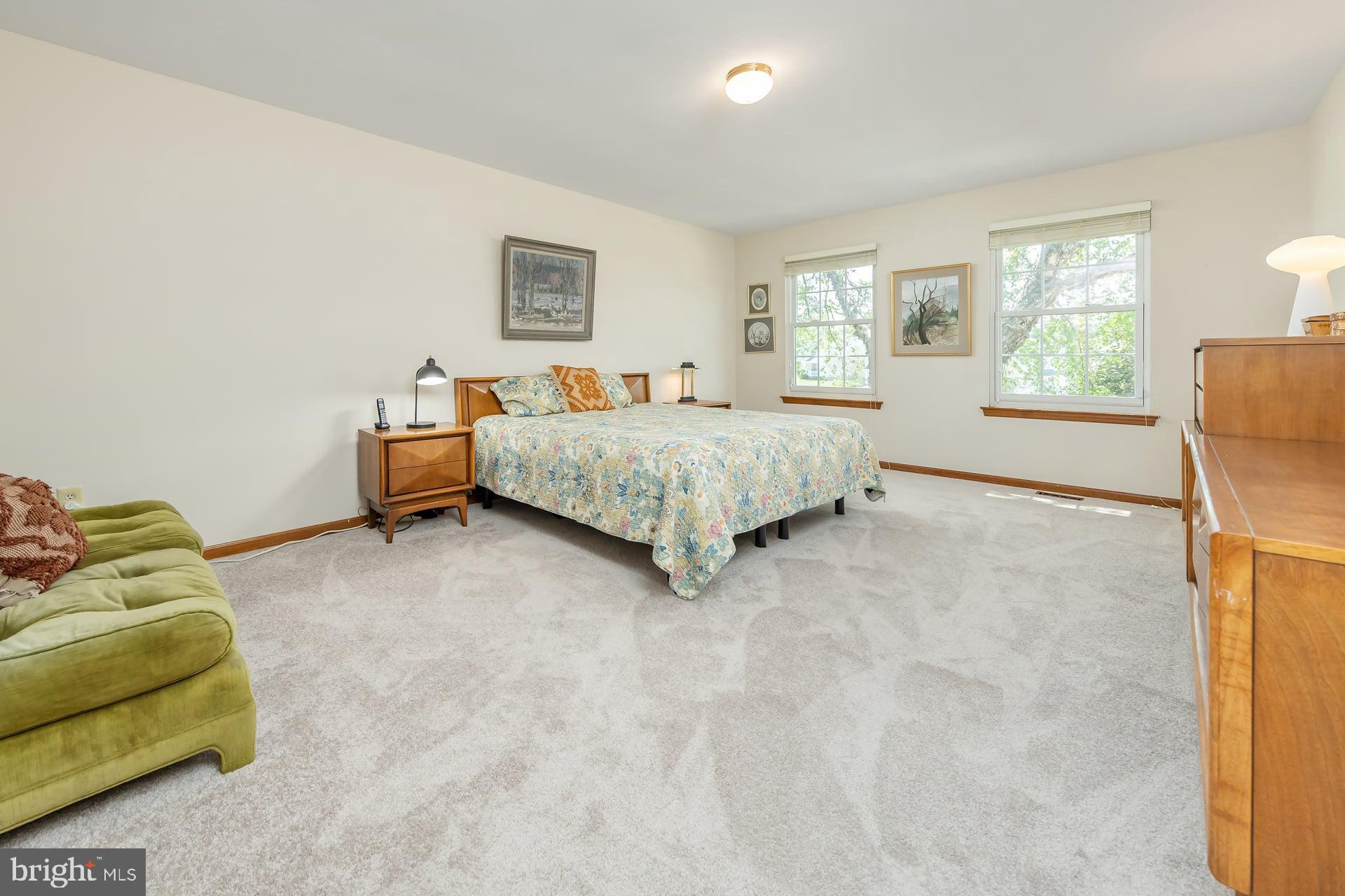 415 LABRADOR TRAIL