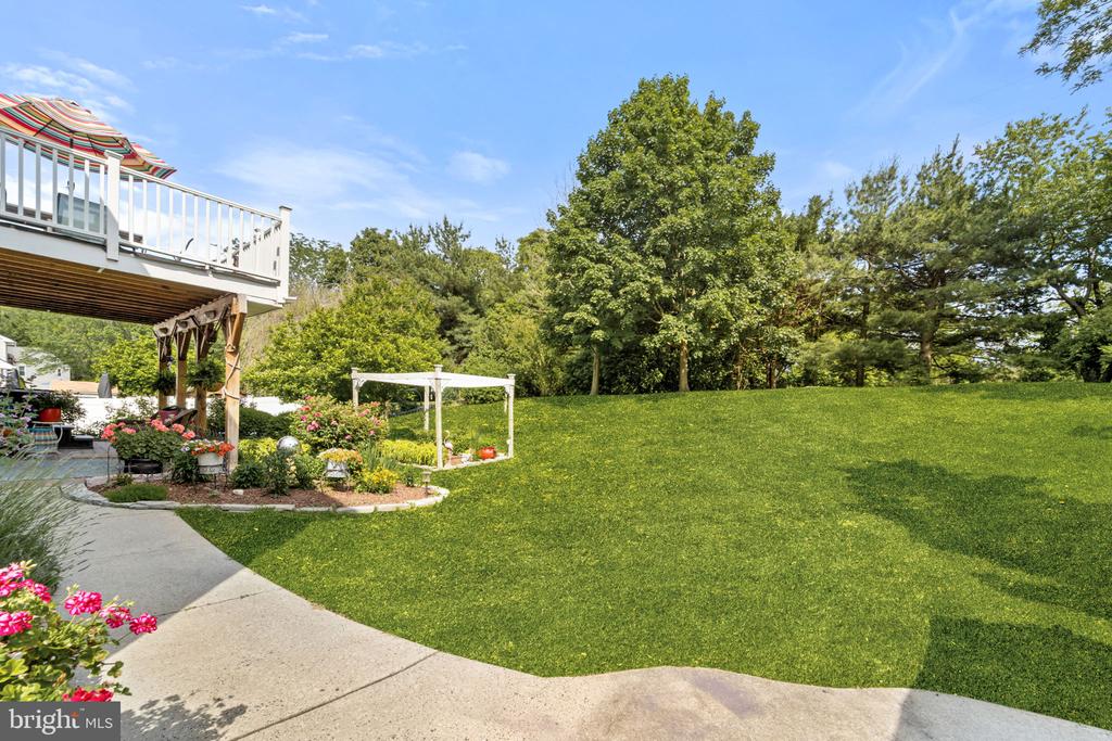 45 DEERFIELD CIRCLE