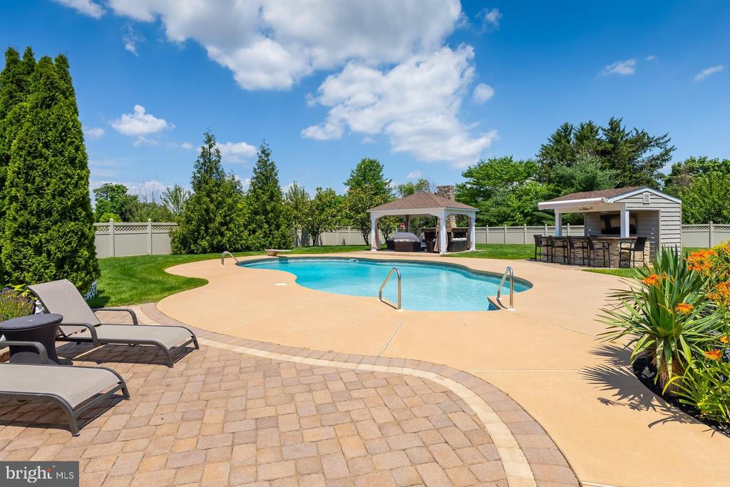 301 LONG MEADOW DRIVE