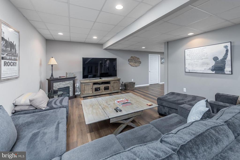 301 LONG MEADOW DRIVE