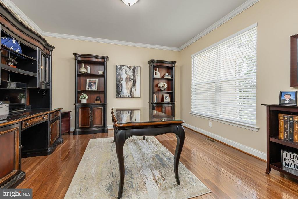 301 LONG MEADOW DRIVE