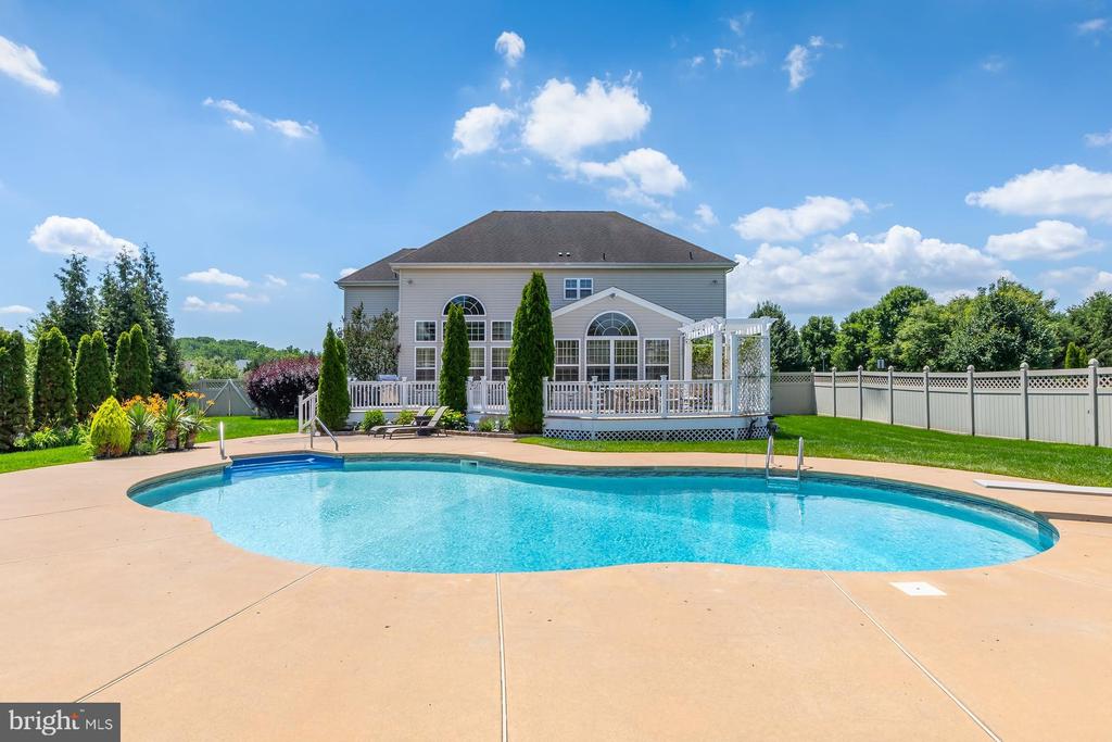 301 LONG MEADOW DRIVE