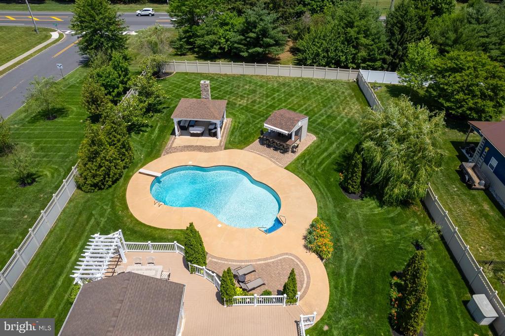 301 LONG MEADOW DRIVE
