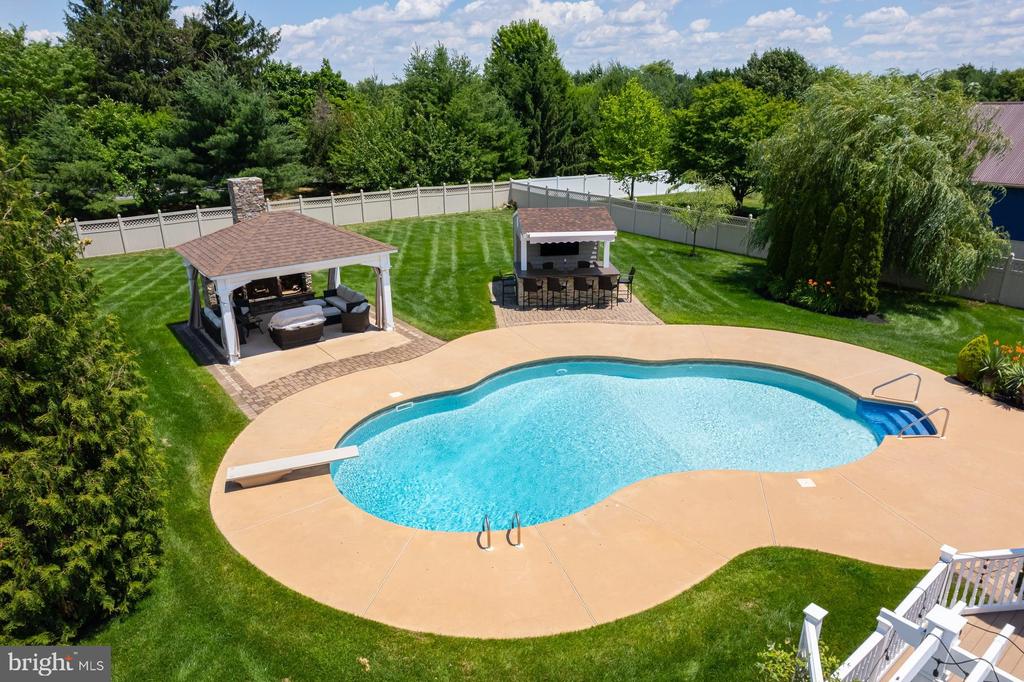301 LONG MEADOW DRIVE