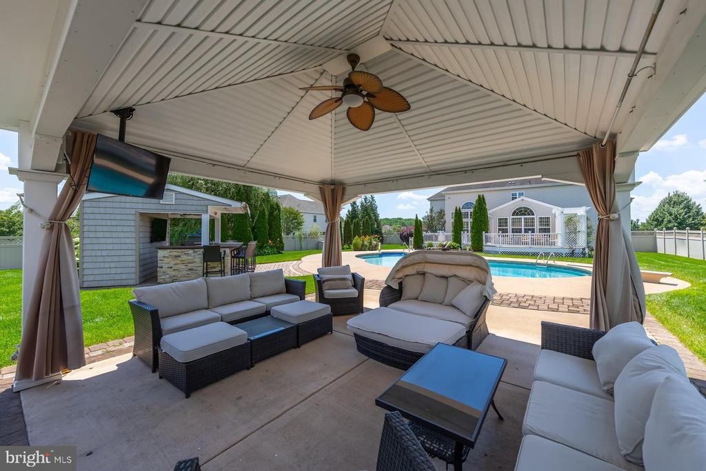 301 LONG MEADOW DRIVE