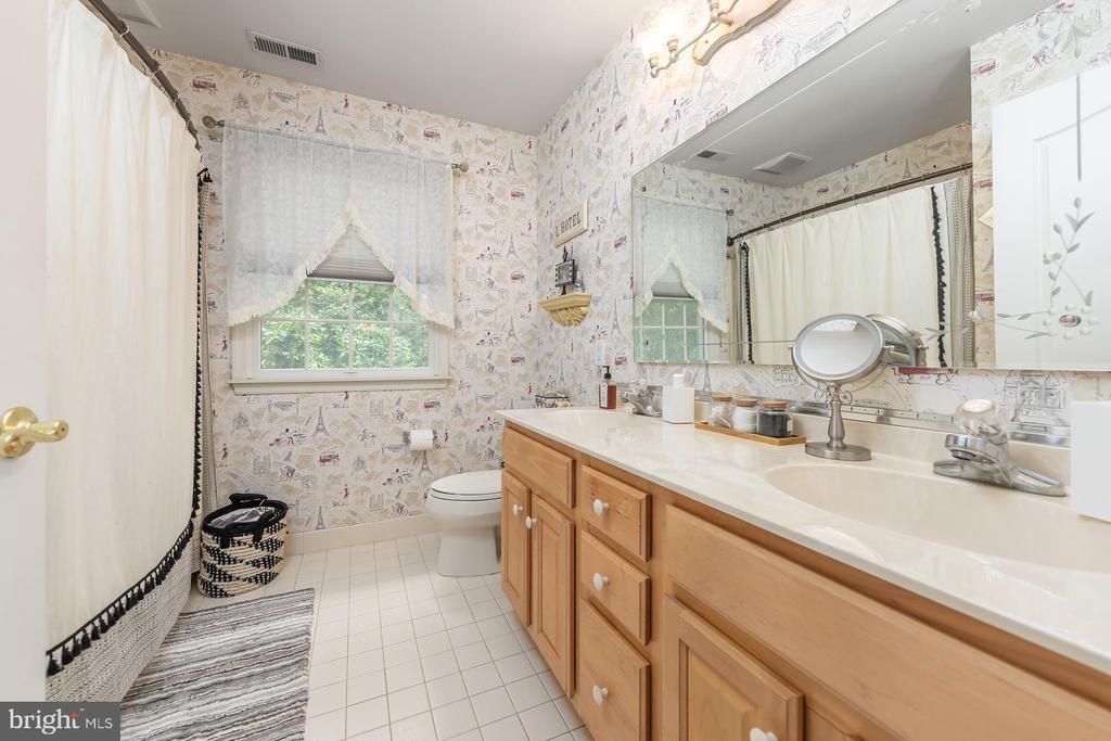 MULLICA HILL, NJ 08062