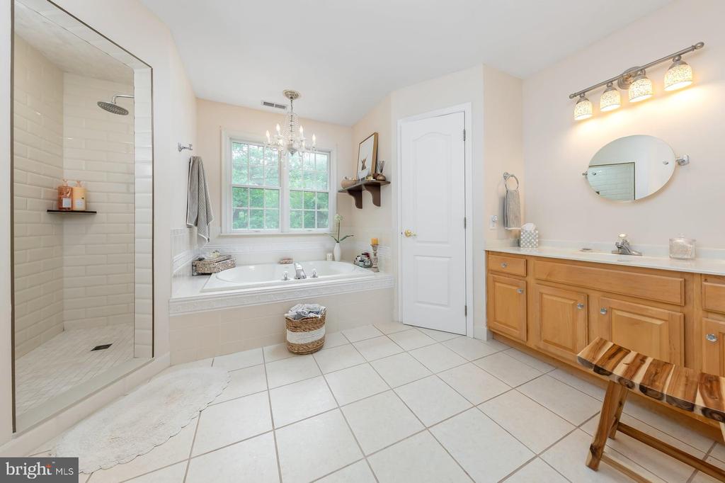 MULLICA HILL, NJ 08062