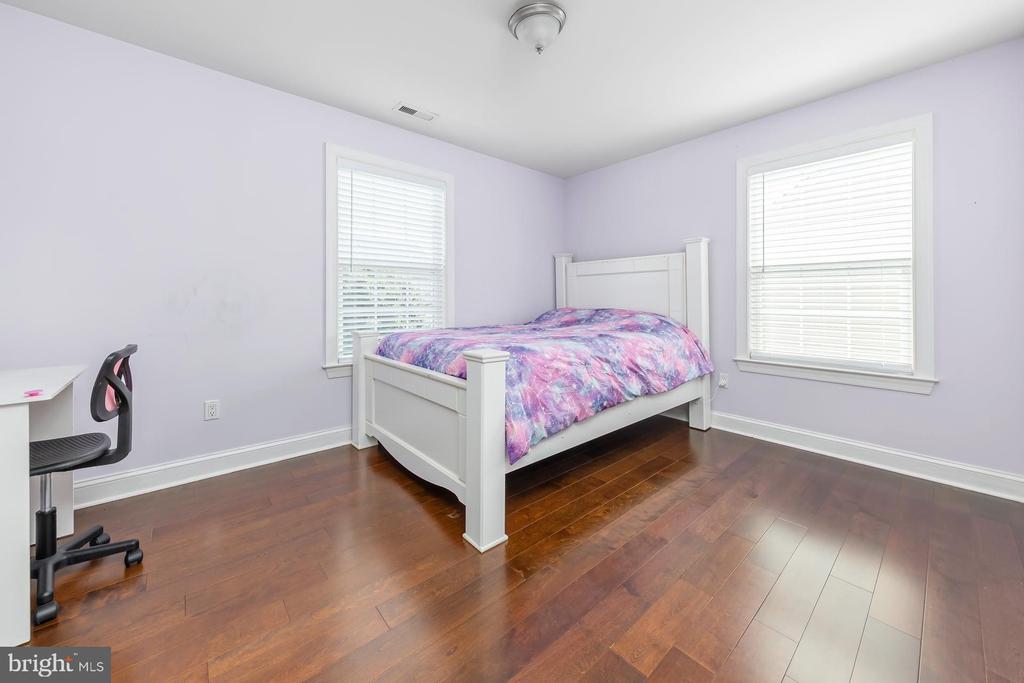 707 CHELSEA ROAD