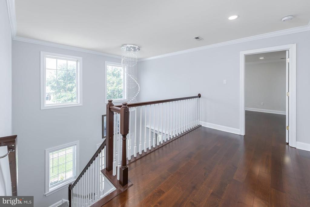 707 CHELSEA ROAD