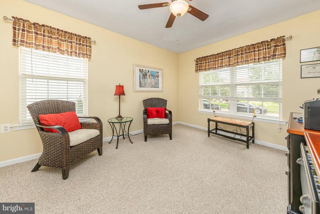 320 CHICKORY TRAIL
