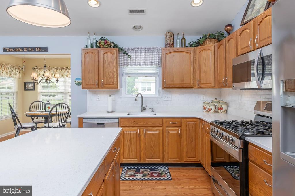 320 CHICKORY TRAIL