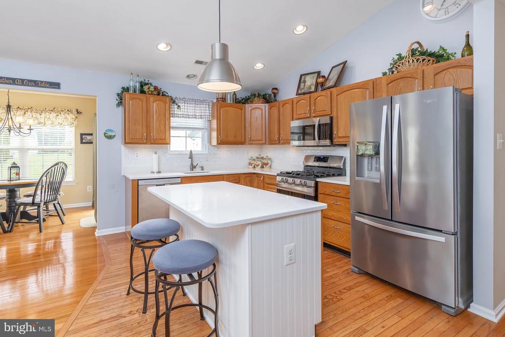 320 CHICKORY TRAIL