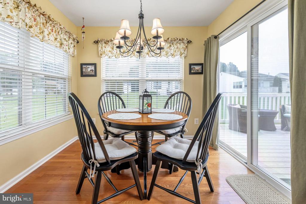 320 CHICKORY TRAIL