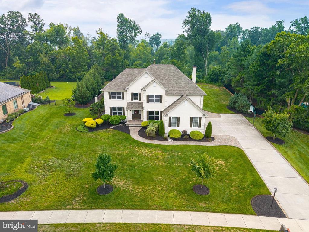 11 TURTLE CREEK DRIVE
