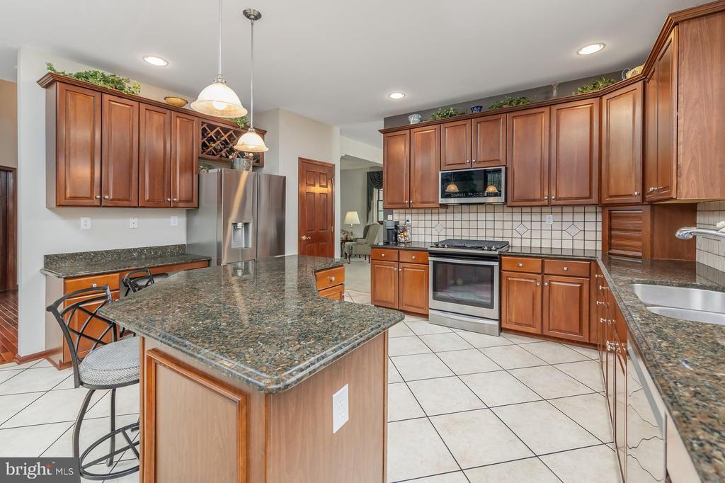 11 TURTLE CREEK DRIVE