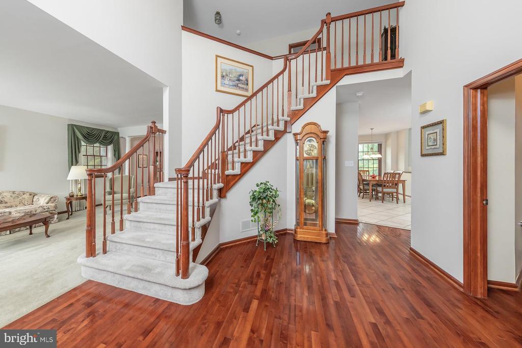11 TURTLE CREEK DRIVE