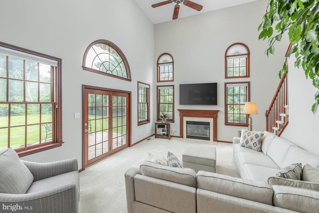11 TURTLE CREEK DRIVE